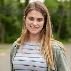 https://www.barnstableacademy.com/app/uploads/2019/06/AnnaS.jpg